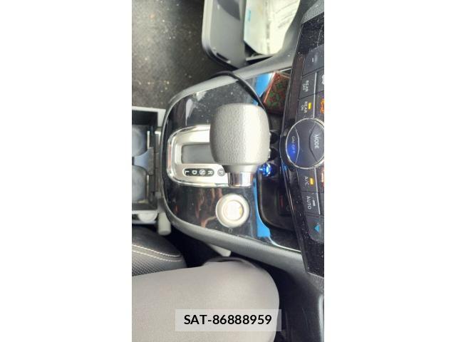 Nissan SERENA 2014-10 8797456-16