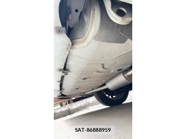 Nissan SERENA 2014-10 8797456-21