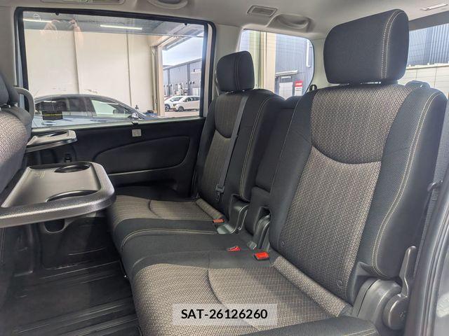 Nissan SERENA 2015-12 8797445-15