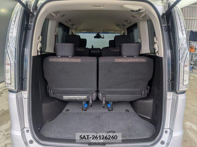 Nissan SERENA 2015-12 8797445-17
