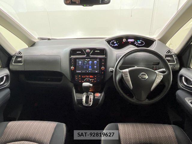 Nissan SERENA 2016-05 8797448-1