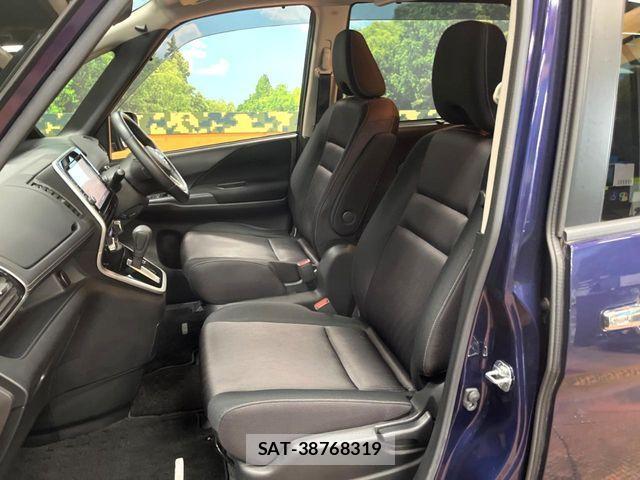 Nissan SERENA 2017-05 8797435-19