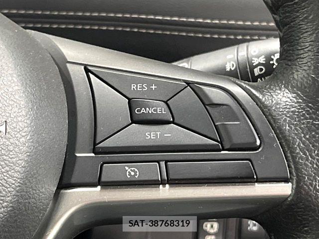 Nissan SERENA 2017-05 8797435-5