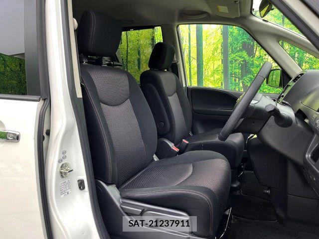 Nissan SERENA 2012-09 8831498-9