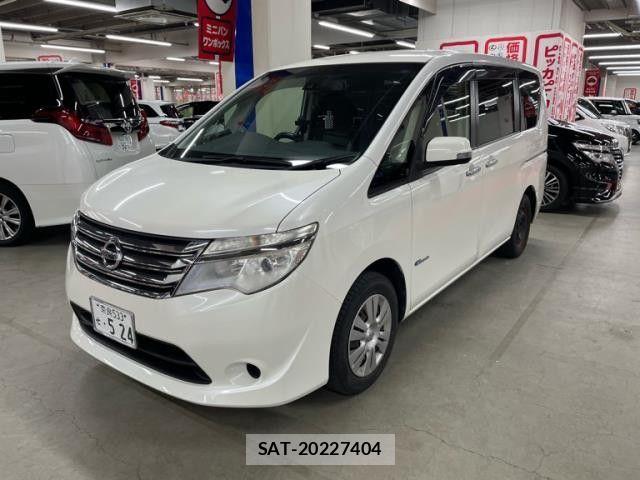 Nissan SERENA 2015-09 8831518-0