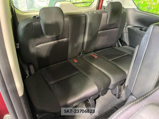 Nissan SERENA 2018-01 8831495-9