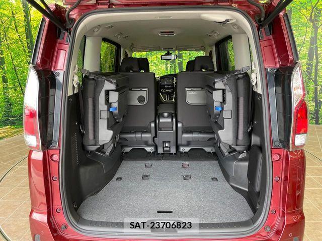 Nissan SERENA 2018-01 8831495-10