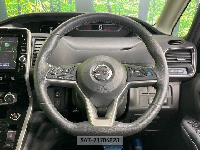 Nissan SERENA 2018-01 8831495-11