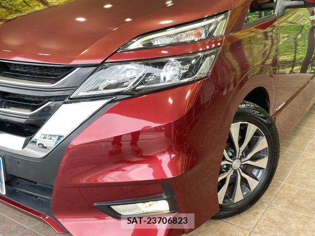 Nissan SERENA 2018-01 8831495-12