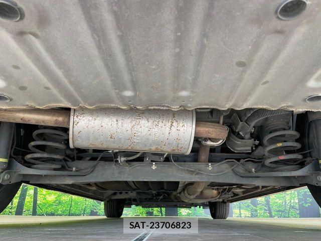 Nissan SERENA 2018-01 8831495-17