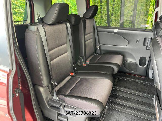 Nissan SERENA 2018-01 8831495-8
