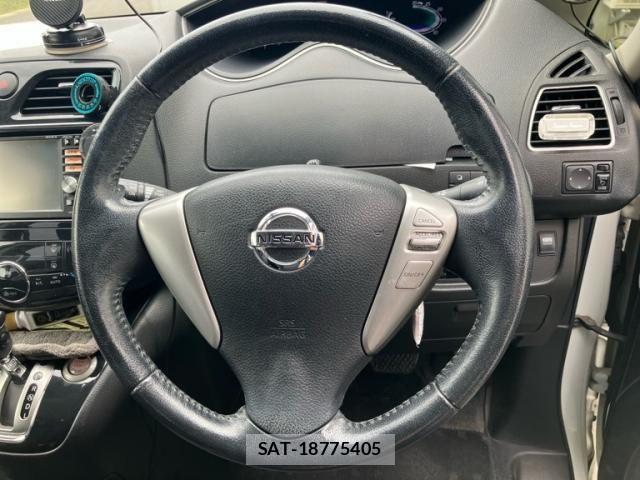 Nissan SERENA 2013-09 8831528-18
