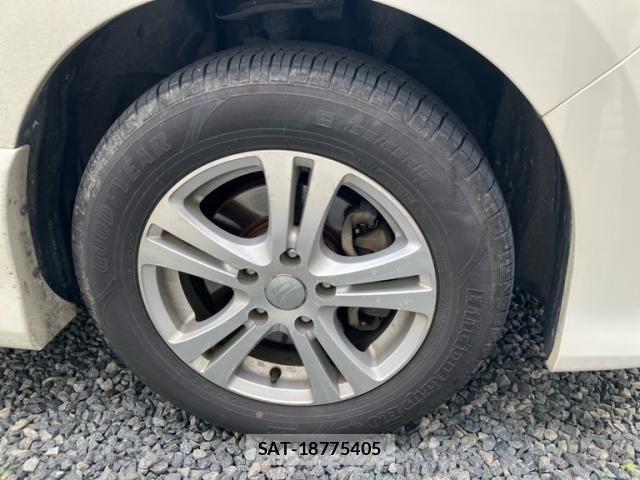 Nissan SERENA 2013-09 8831528-8