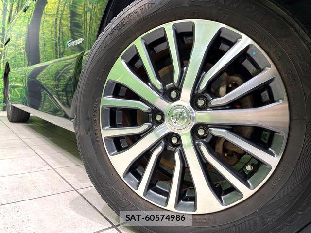 Nissan SERENA 2015-09 8831499-13
