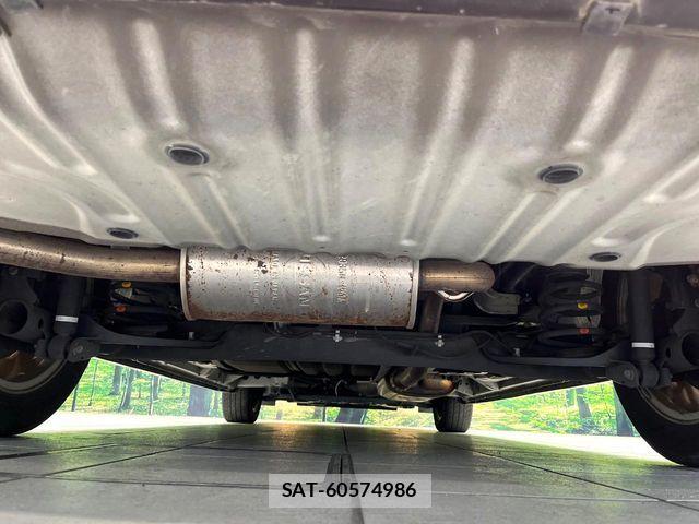 Nissan SERENA 2015-09 8831499-19