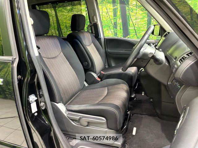 Nissan SERENA 2015-09 8831499-7