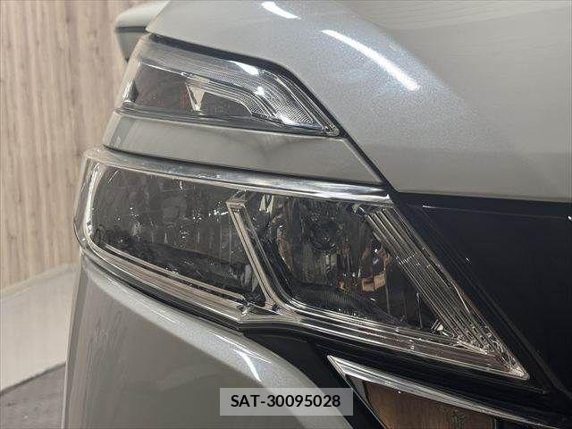 Nissan SERENA 2019-07 8831497-24