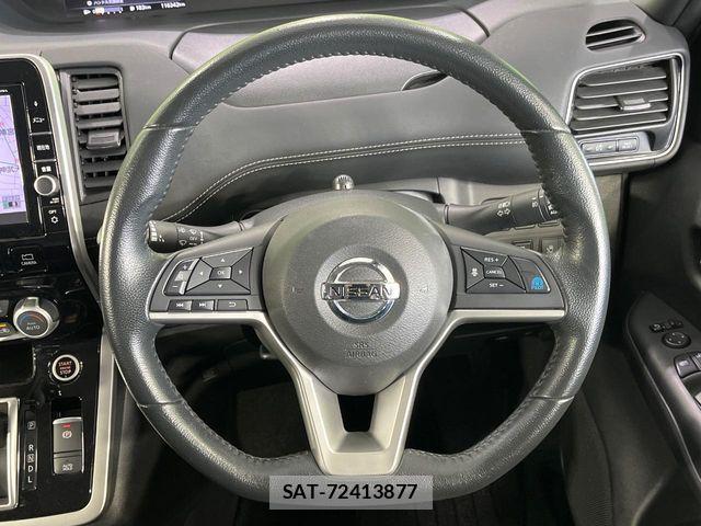 Nissan SERENA 2017-09 8831501-11