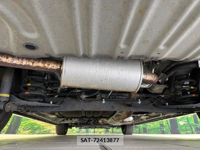 Nissan SERENA 2017-09 8831501-19