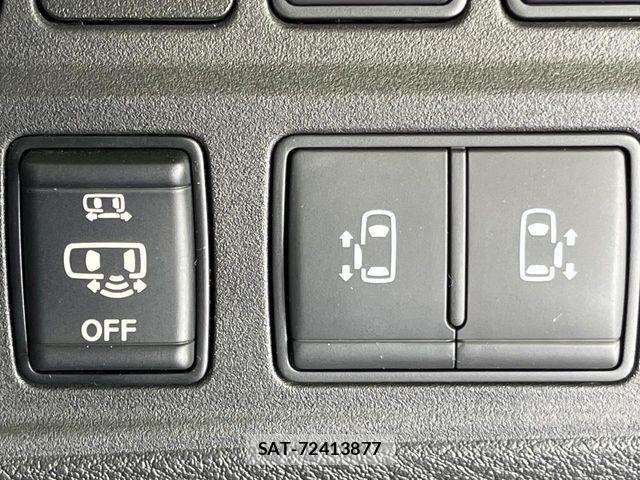 Nissan SERENA 2017-09 8831501-5