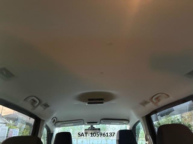 Nissan SERENA 2017-09 8831521-10