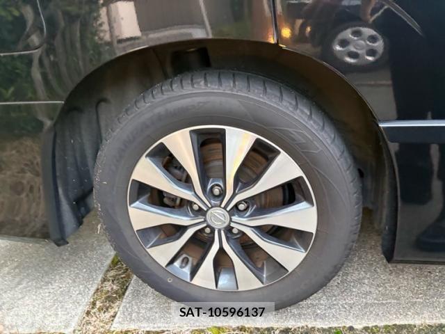Nissan SERENA 2017-09 8831521-4
