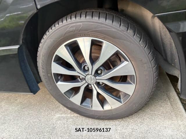 Nissan SERENA 2017-09 8831521-5