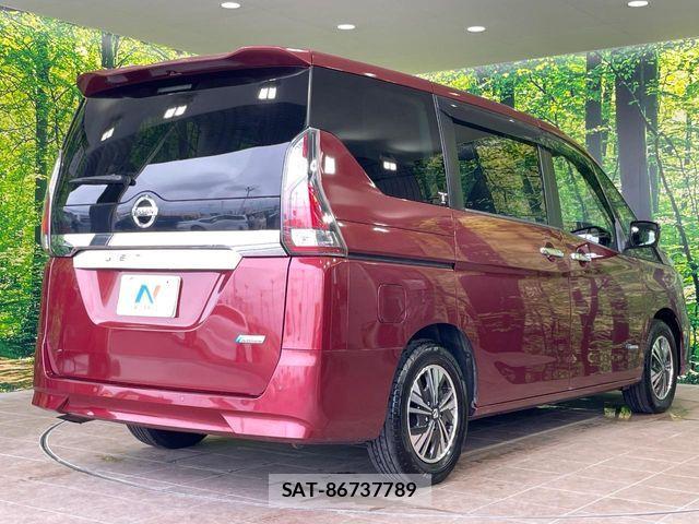 Nissan SERENA 2016-11 8831505-17