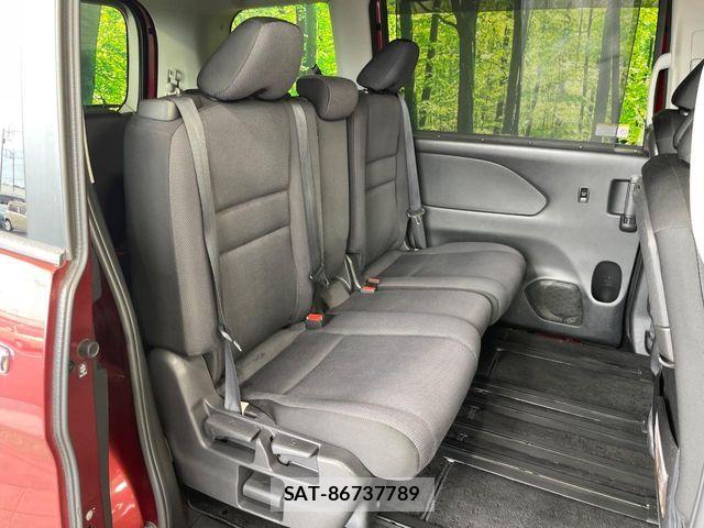 Nissan SERENA 2016-11 8831505-8