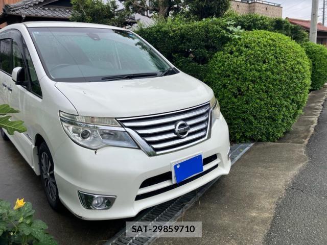 Nissan SERENA 2014-05 8831526-0