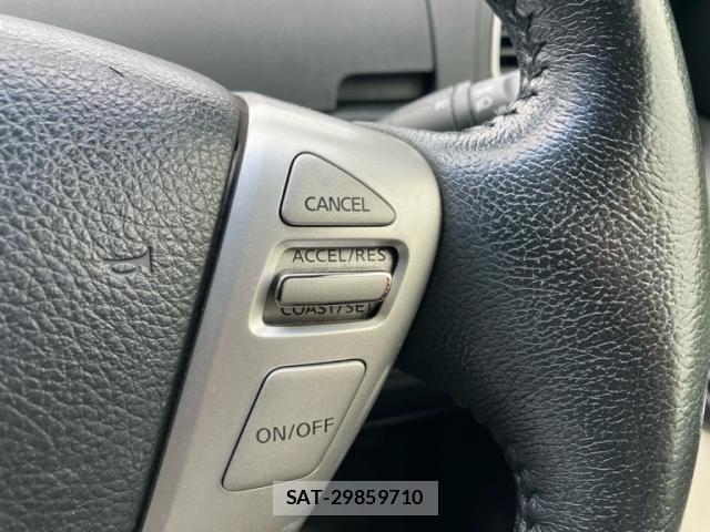 Nissan SERENA 2014-05 8831526-25