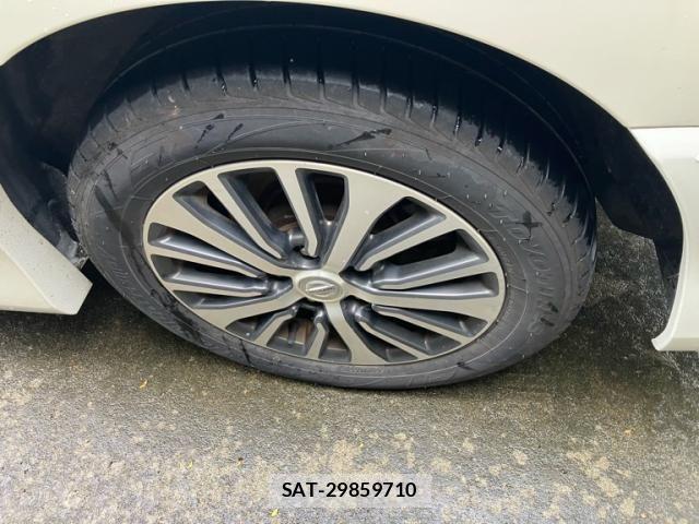Nissan SERENA 2014-05 8831526-4