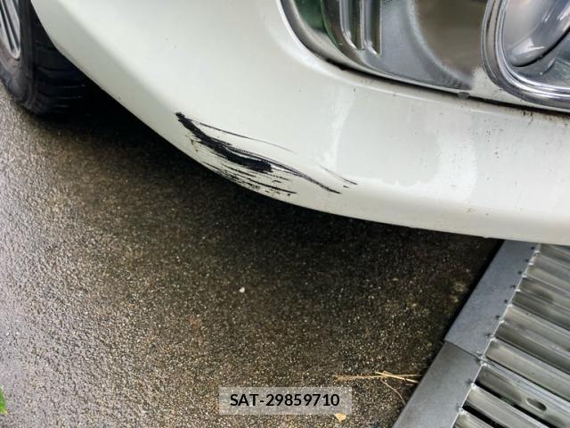 Nissan SERENA 2014-05 8831526-7