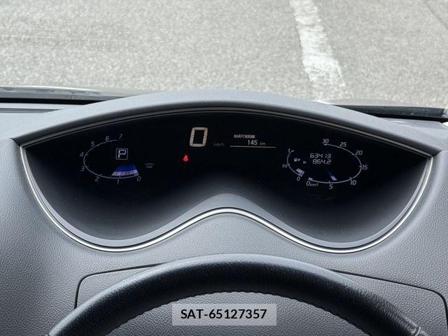 Nissan SERENA 2014-10 8831504-26