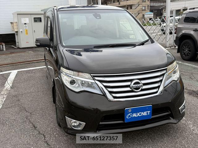 Nissan SERENA 2014-10 8831504-2