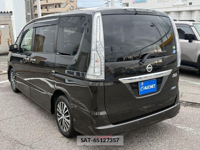 Nissan SERENA 2014-10 8831504-6