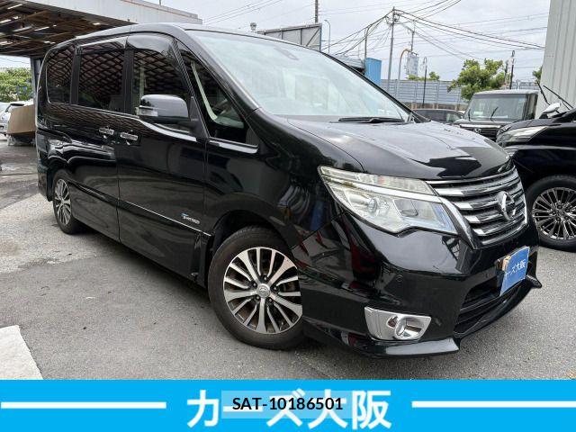 Nissan SERENA 2014-02 8831517-1