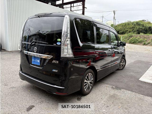 Nissan SERENA 2014-02 8831517-3