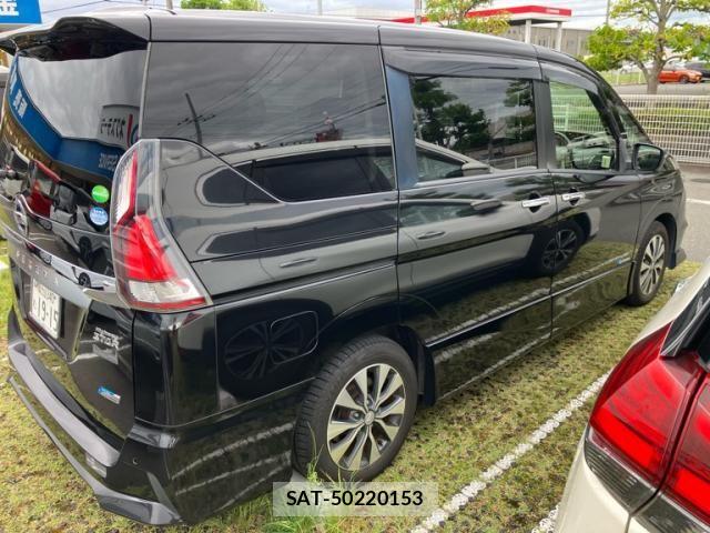 Nissan SERENA 2017-02 8831507-1