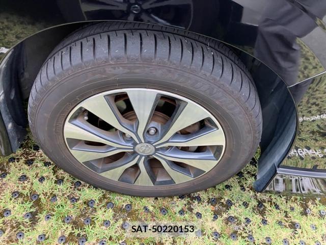 Nissan SERENA 2017-02 8831507-5