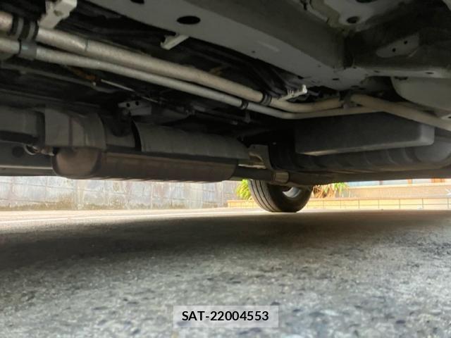 Nissan SERENA 2017-11 8831506-12