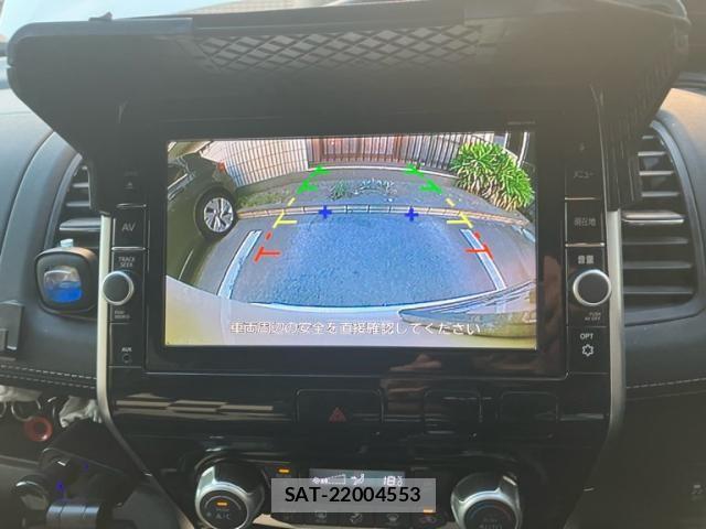 Nissan SERENA 2017-11 8831506-23