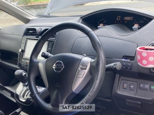 Nissan SERENA 2015-07 8831525-13