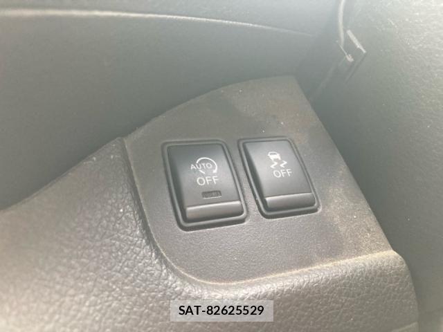 Nissan SERENA 2015-07 8831525-22