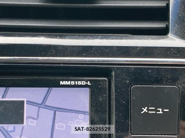 Nissan SERENA 2015-07 8831525-26