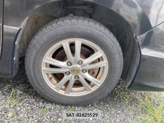 Nissan SERENA 2015-07 8831525-5