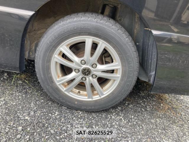 Nissan SERENA 2015-07 8831525-7