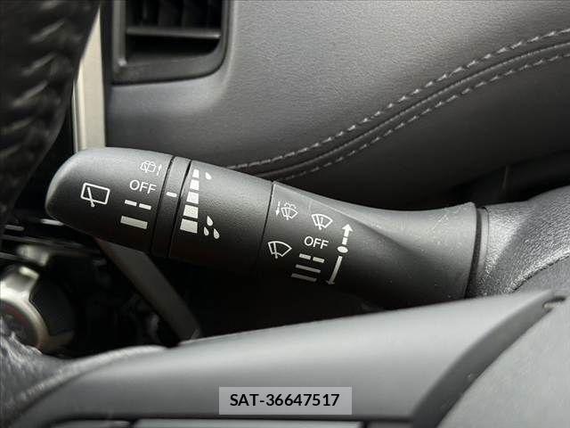 Nissan SERENA 2020-06 8831485-24
