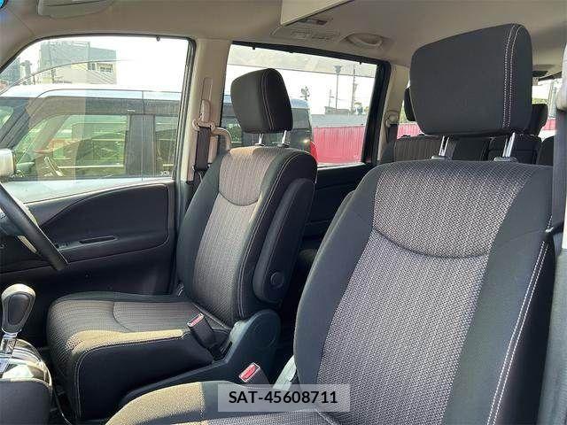 Nissan SERENA 2016-06 8831500-14
