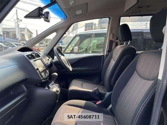 Nissan SERENA 2016-06 8831500-15